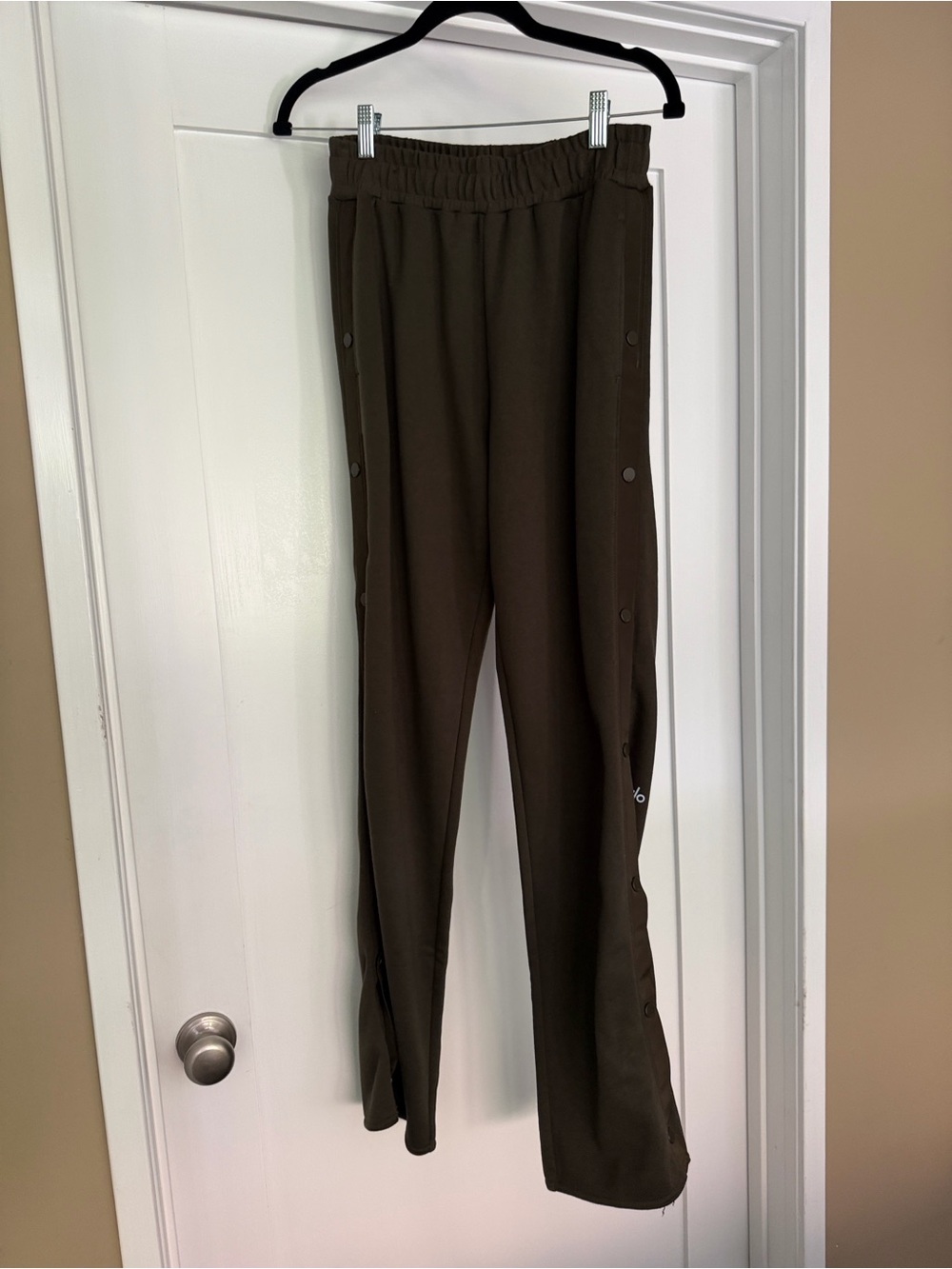 Alo Yoga Courtside Tearaway Olive Green  Snap-Button Track Pants